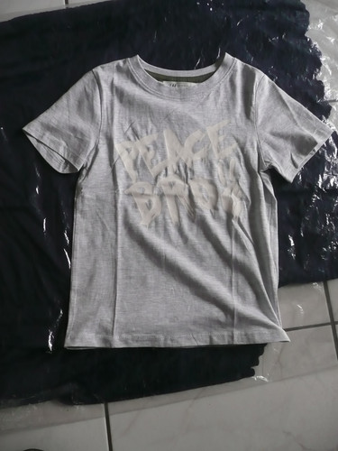 Shirt mit foliendruck - mit,